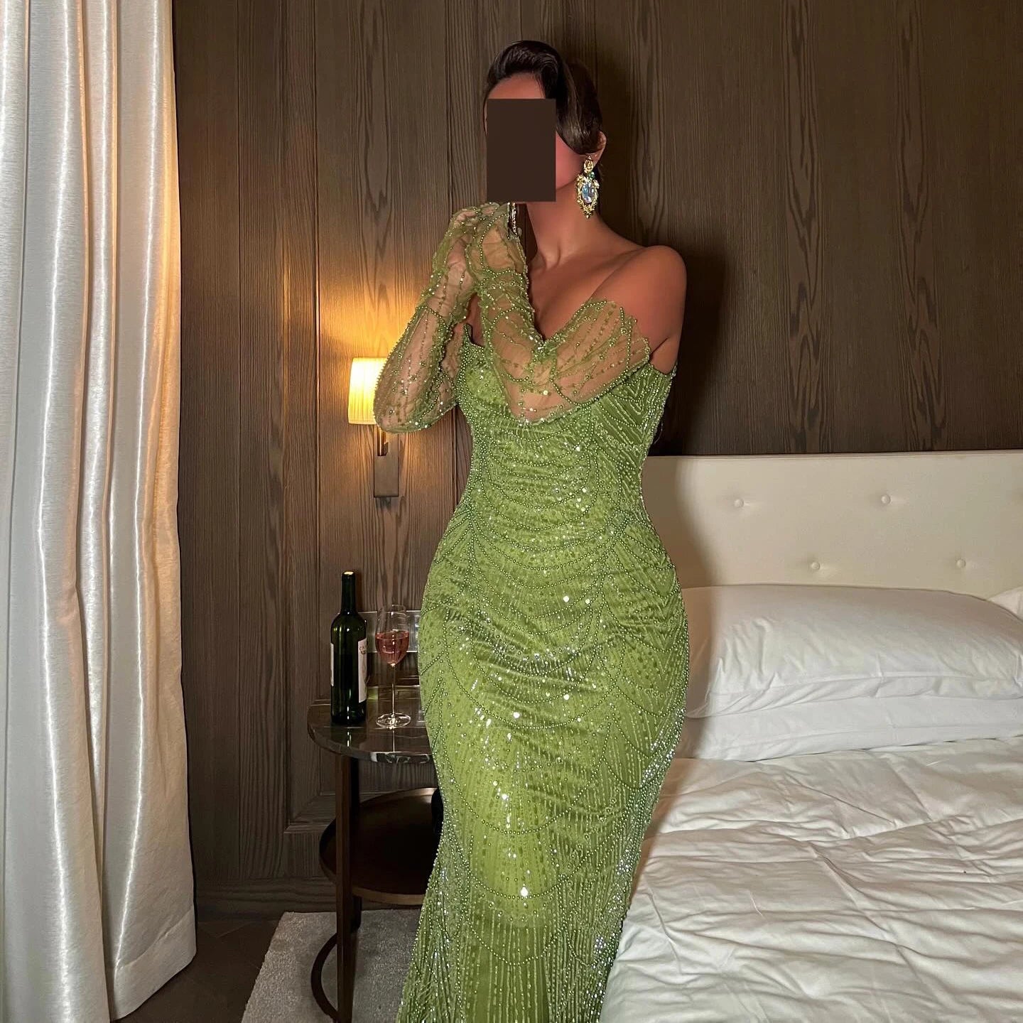 Luxury Green Evening Dresses with Gloves 2024